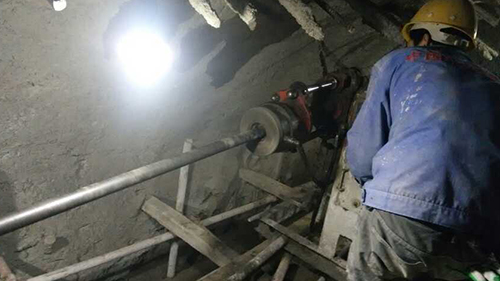 巨匠鉆機 巨匠鉆機